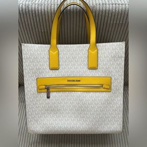 Michael Kors Kenley Tote